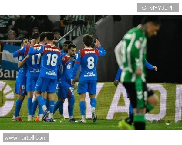 国王杯精彩对决多特蒙德3-0战胜里昂神扑瞬间引发全场欢呼与战术解析