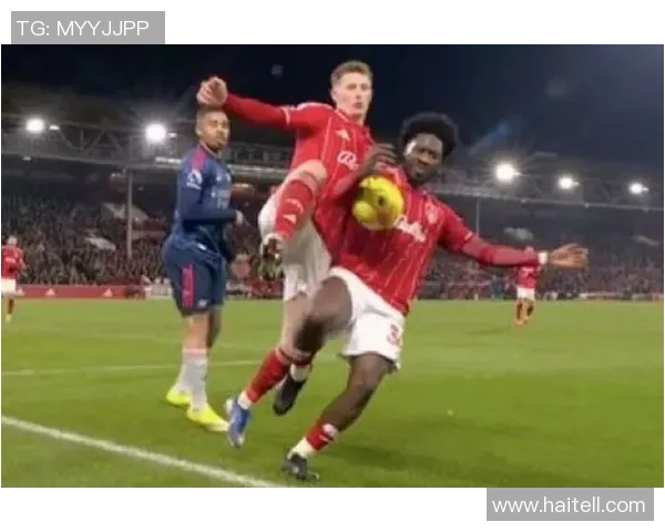 中超精彩对决阿森纳大胜曼联乌龙球引发争议判罚全场沸腾