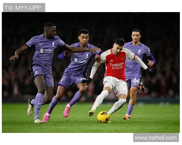 世界杯精彩对决阿森纳与切尔西激战成平局引发全场热烈反响 世界杯精彩对决阿森纳与切尔西激战成平局引发全场热烈反响