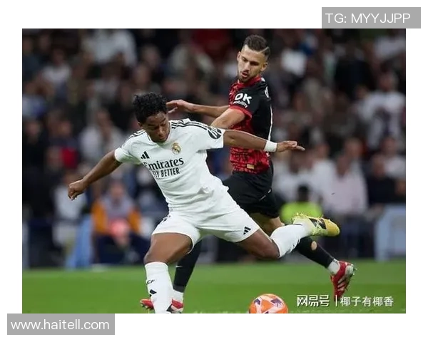 英超激战:尤文图斯逆转皇马6-2绝杀瞬间点燃全场激情